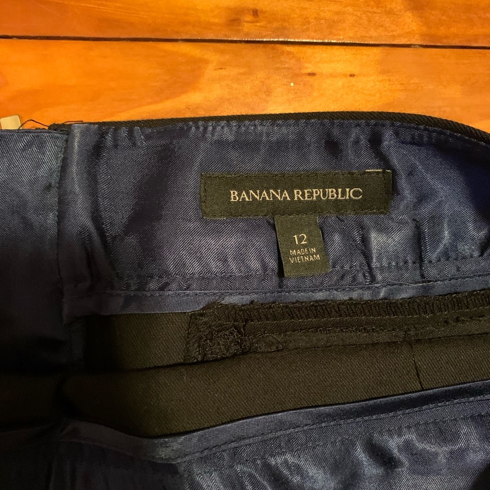 Banana Republic pencil skirt size 12